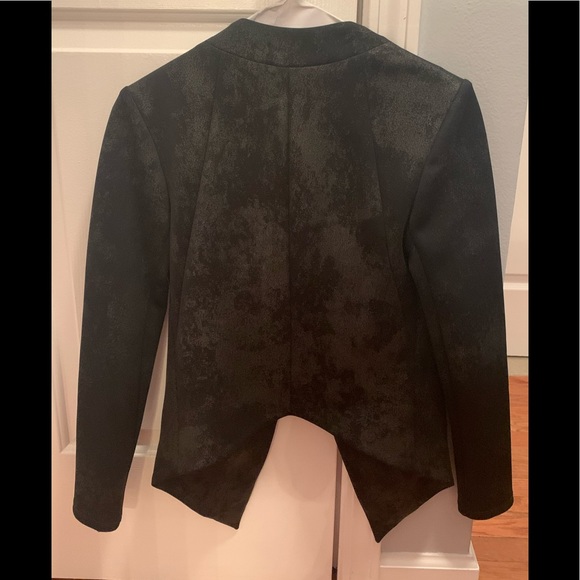 BCBG blazer. SZ XS - Picture 2 of 2